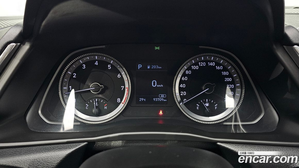 Hyundai Sonata (DN8) 2.0 (04.2020)