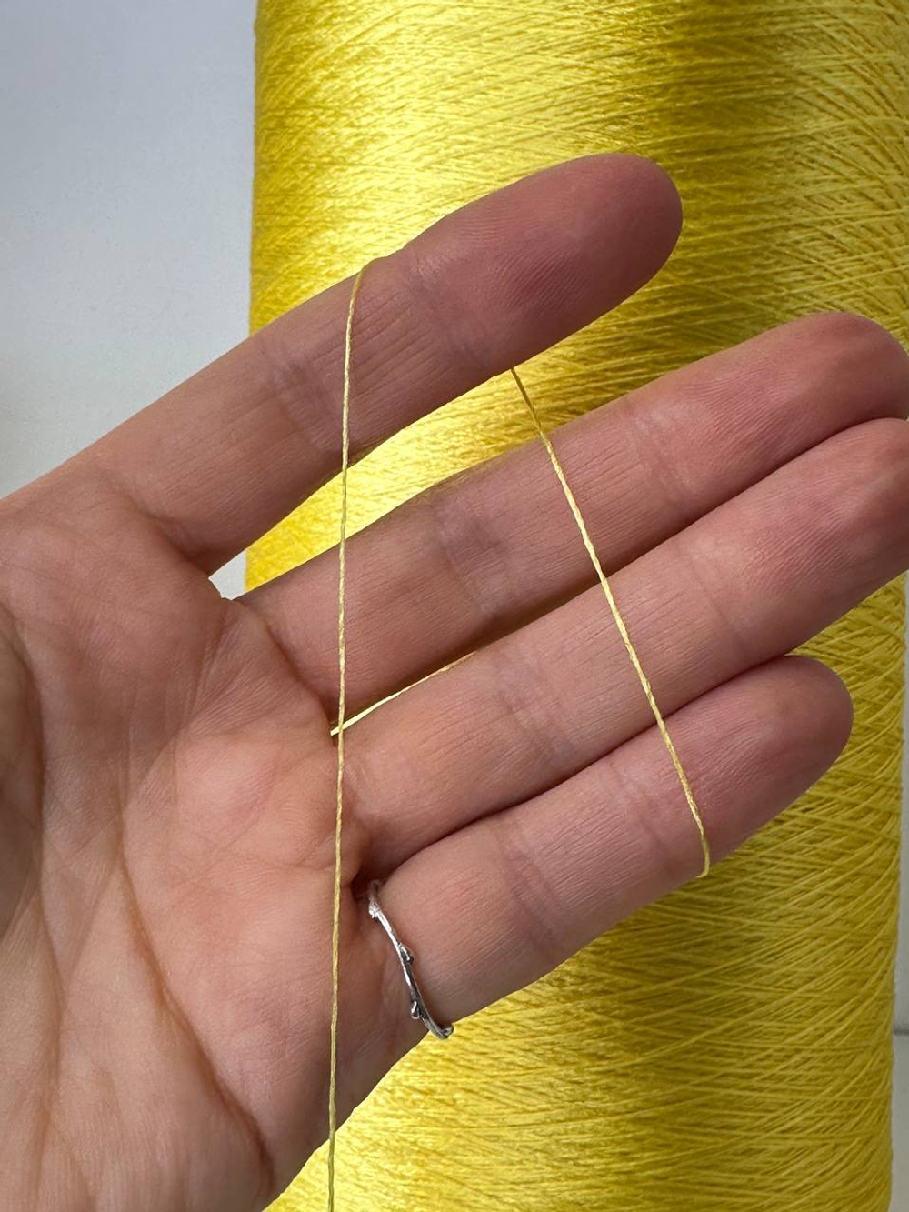 TRAMA; 100% шёлк; 3000м/100гр (3/90); col. 94, цвет: лимонный жёлтый; S712