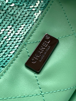 Chanel Shopping Bag 39 cm