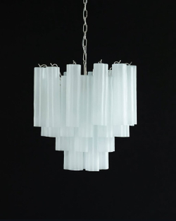 Люстра из стеклянных туб