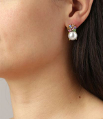 Серьги Dyrberg Kern BECKIA SG PASTEL MULTI / WHITE PEARL 460069
