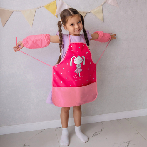 Фартук для творчества на завязках. Зайка