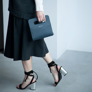 Женская кожаная сумка Camille Easy цвета синий