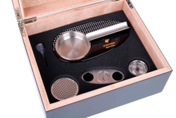 Хьюмидор Tom River на 40 сигар с подарочным набором, Cohiba Behike 569-099