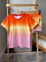 Костюм Givenchy, 140