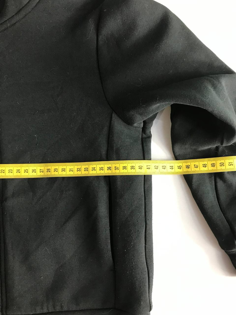 Толстовка Uniqlo практичная, на 8 лет