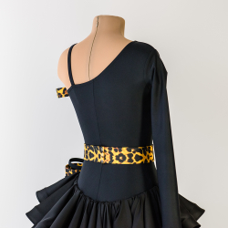 латина черная