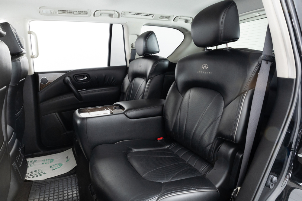 Infiniti QX56, 2010 год