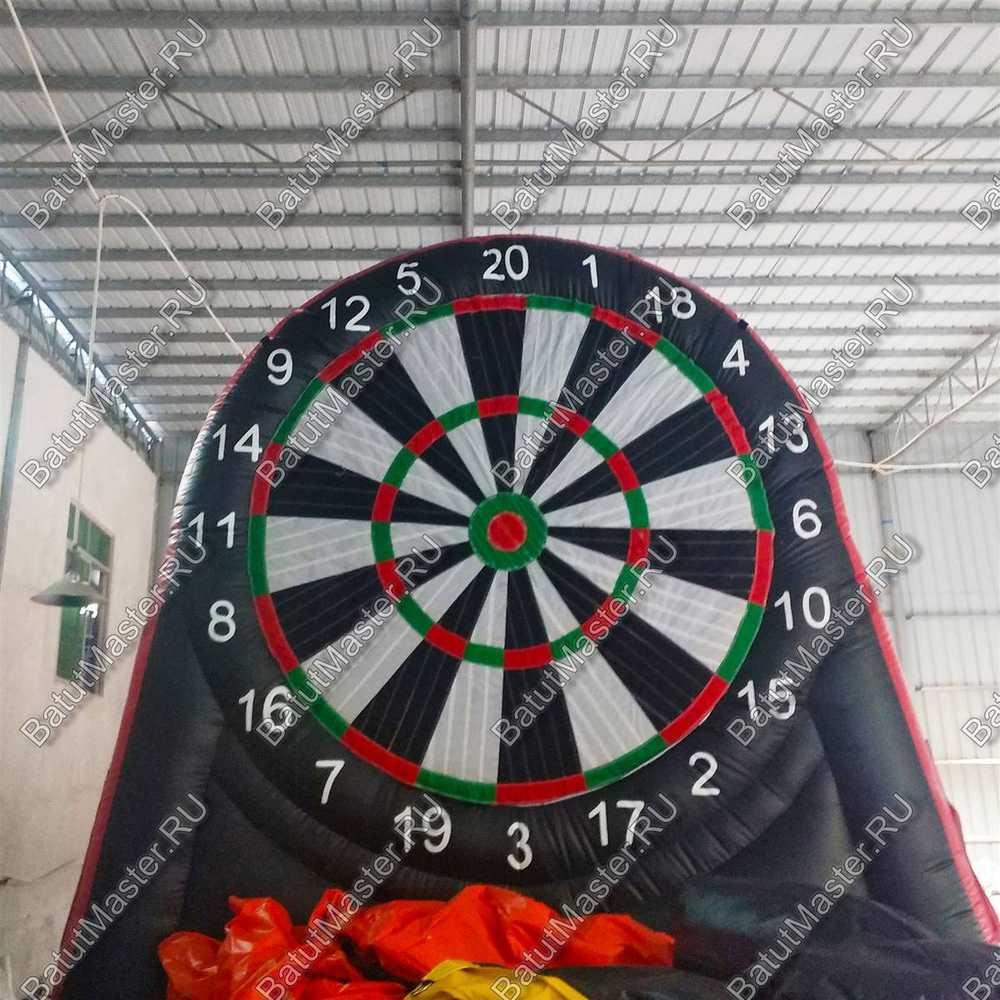 Надувная игра "Дартс" 3x2x3 м