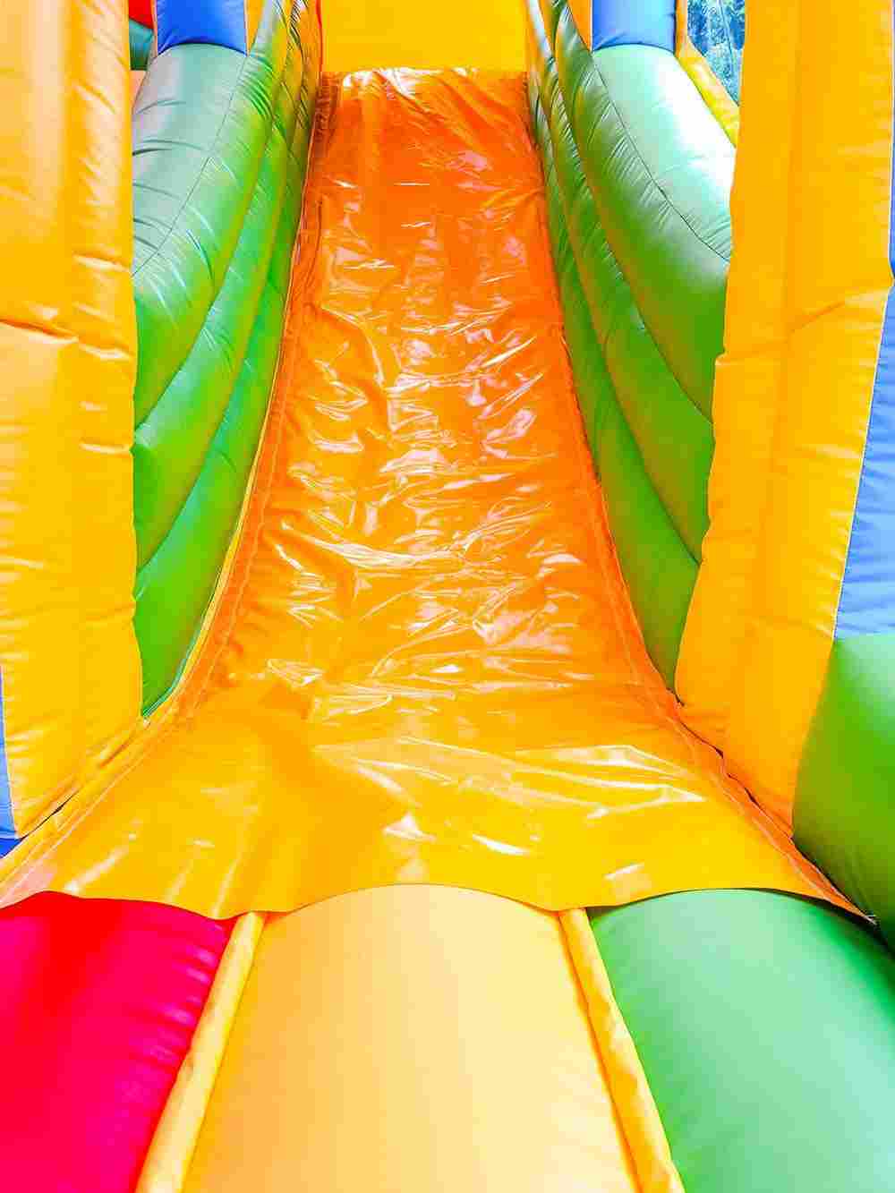 Коммерческий надувной батут «Смайлики» с крышей, размер 12*8*7 м