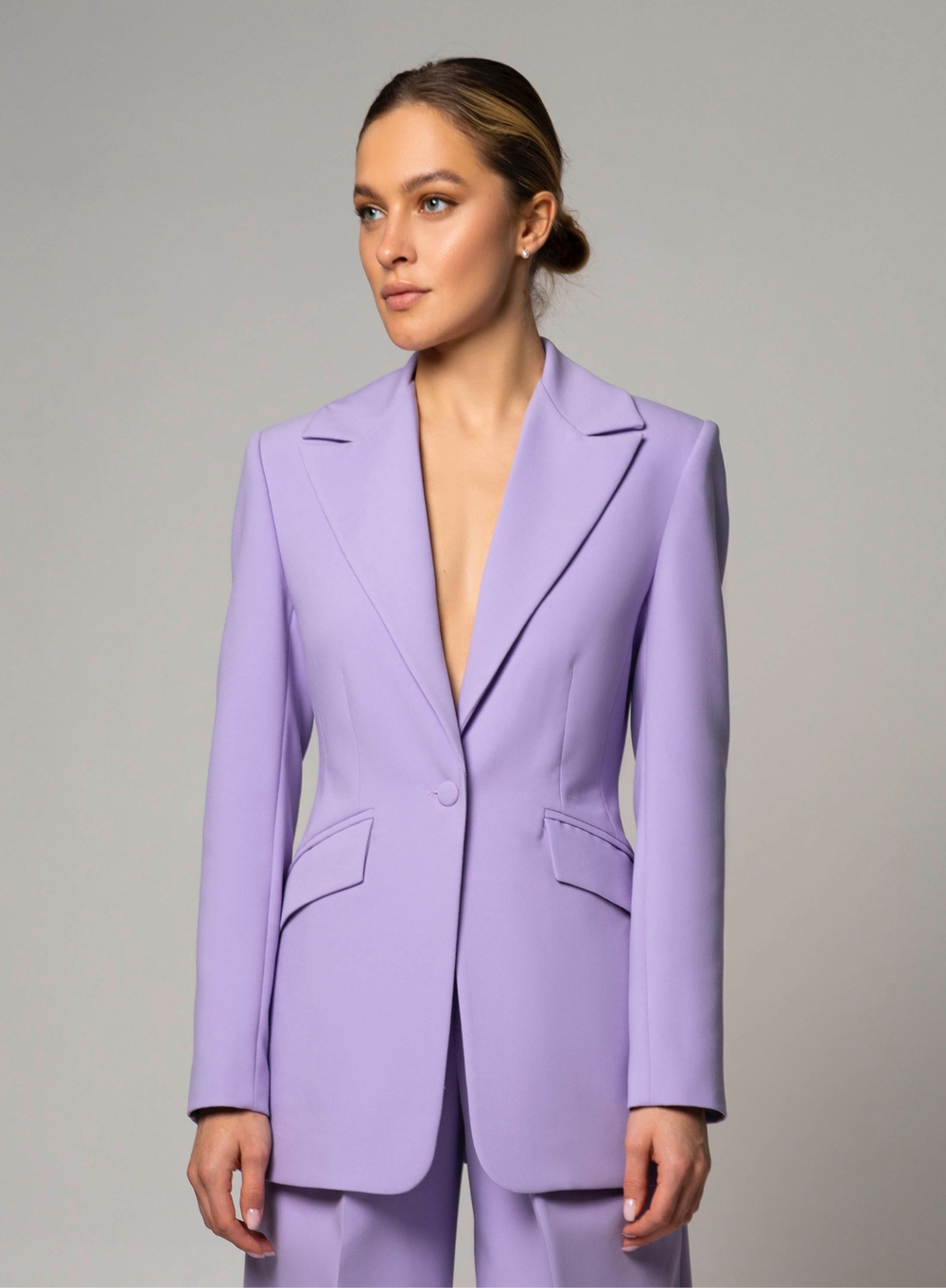 Пиджак приталенный "лиловый экстаз"