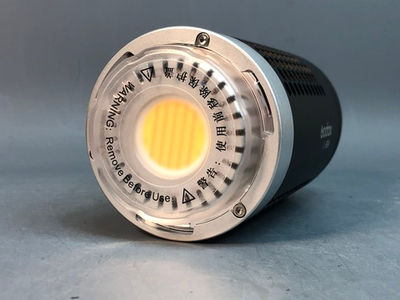 Осветитель Godox ML60Bi