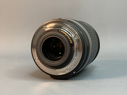 Canon EF-S 18-200mm 3.5-5.6 IS