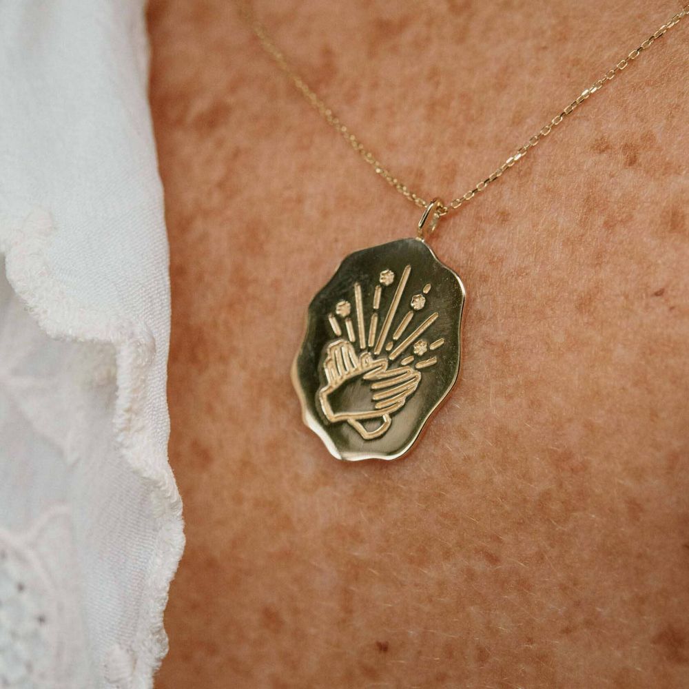 Подвеска Молитва овал