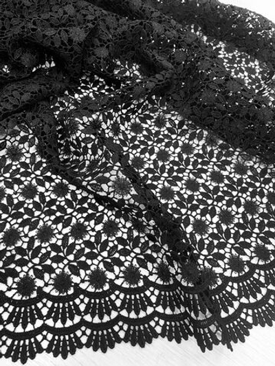 Ткань натуральный шелк 100% в кружевном полотне (Италия) ш-120см цена за 0,7 м