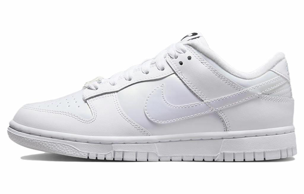 Кроссовки Nike Dunk Se (Женская размерная сетка)