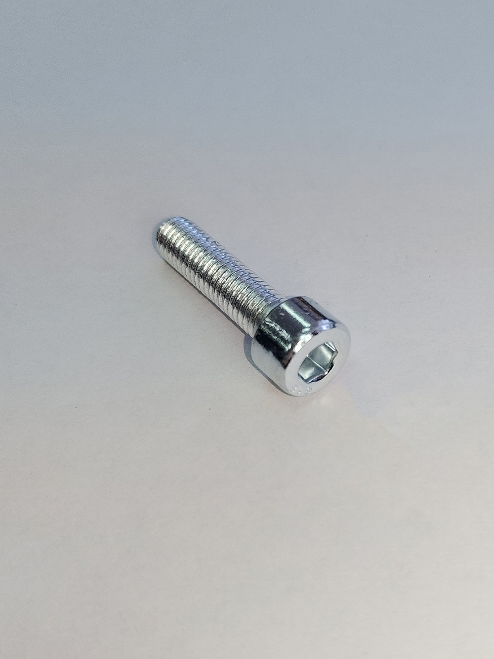 8х30 ОЦ. Винт П/Р с внут.шестигр. к.п.8.8 DIN912 (50 шт)