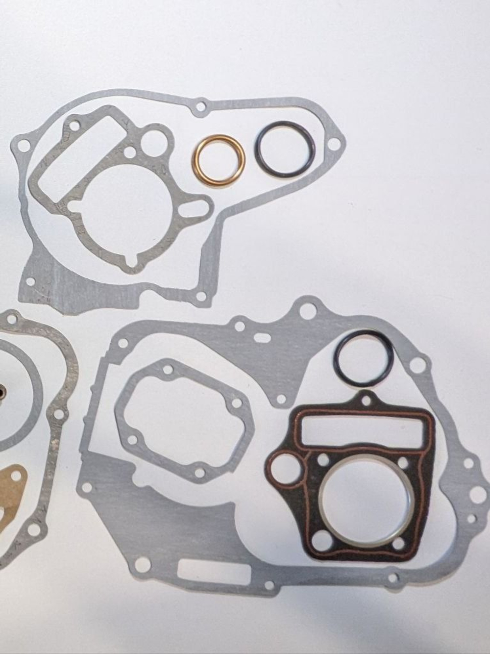 - Комплект прокладок (полный) для мопеда Альфа с двигателем 152FMH 110см3