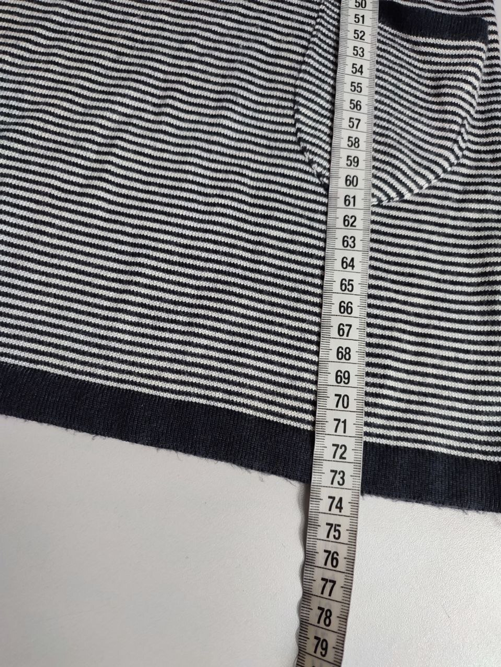 Платье в стильную полоску 44 размер