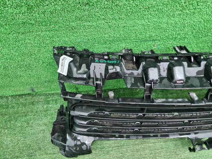 Решетка переднего бампера Porsche Cayenne 3 17-23