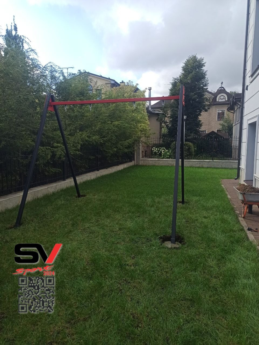 Монтаж уличных качелей Sv Sport