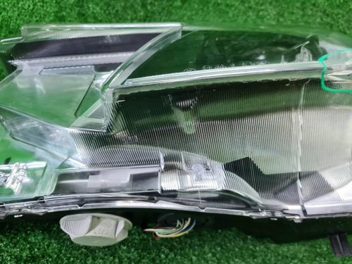 Битая Фара левая Subaru Forester 5 SK (2021-н.в.) LED