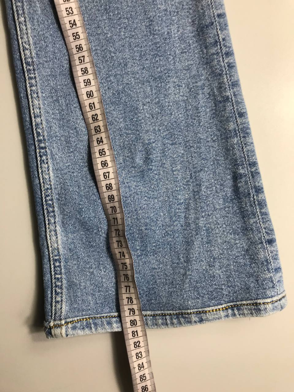 Джинсы прямого кроя для хрупкой девушки 40 размера