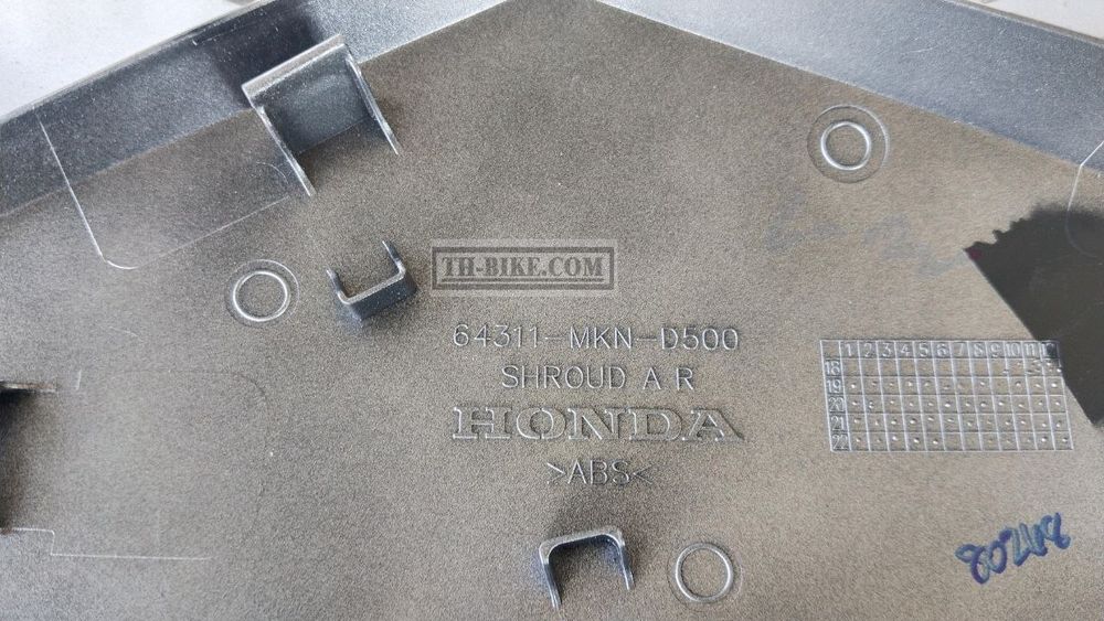 64310-MKN-D50ZA. SHROUD SET A, R. (WL) *TYPE1* (TYPE1 ). HONDA