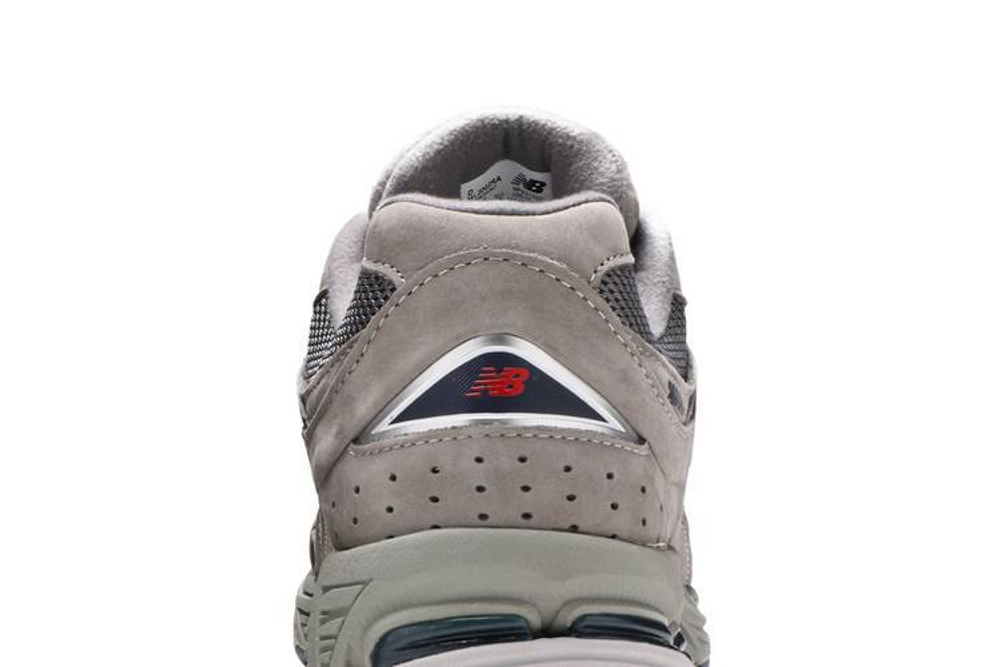 Кроссовки New Balance Nb 2002R D