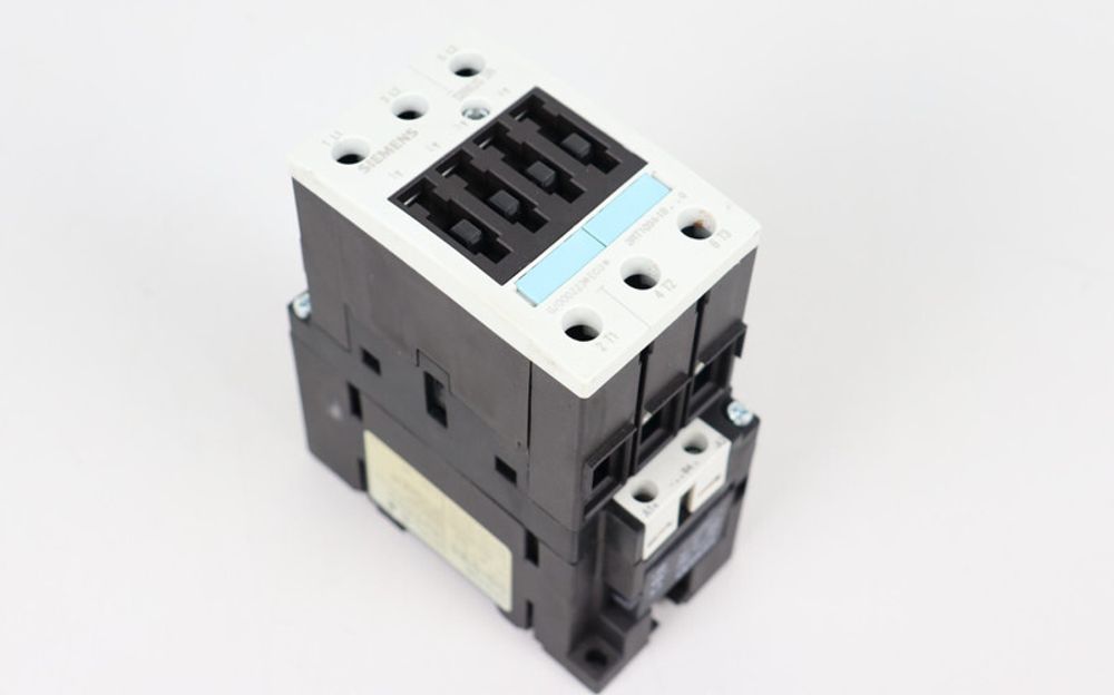Б/у SIEMENS 3RT1034-1BB40