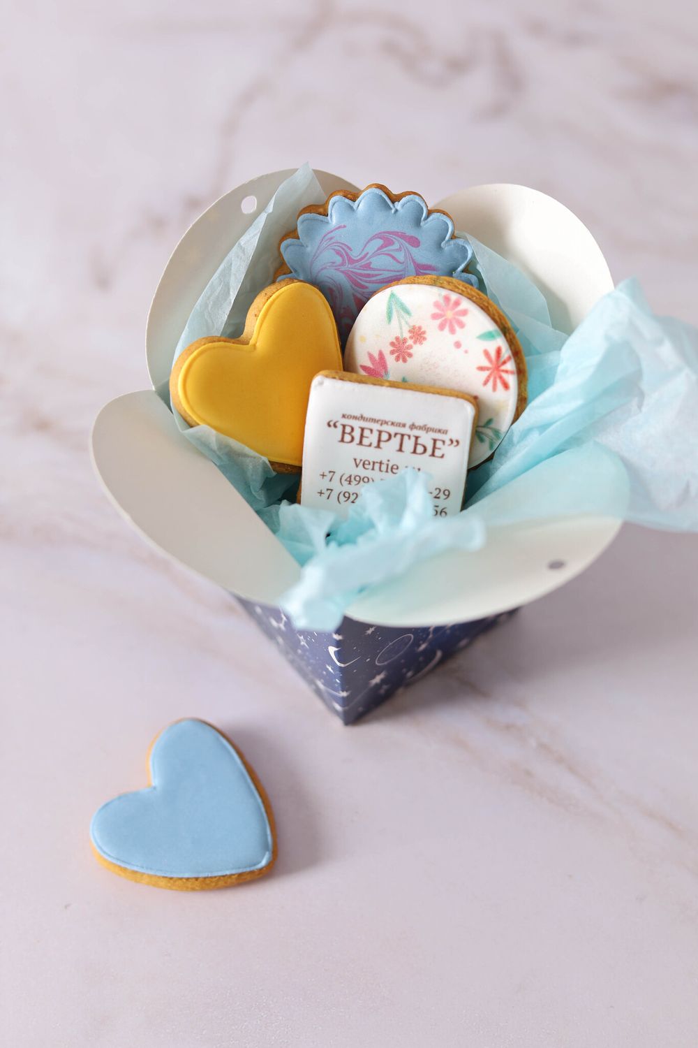 Брендированная коробка вок  75/60*75/60*80мм