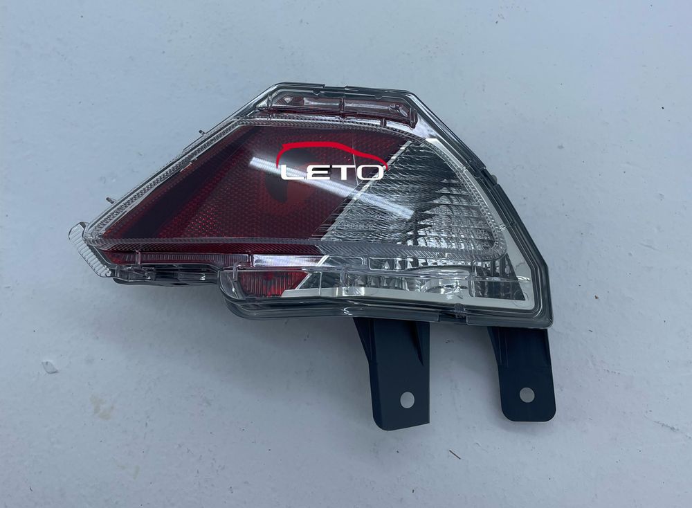 Противотуманка+задний ход (RH) 81457-42060 8145742060