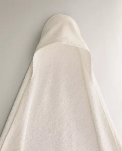 ZARA HOME ДЕТСКОЕ ПОЛОТЕНЦЕ С КАПЮШОНОМ И ВЫШИВКОЙ, ЖЕЛТОВАТО-БЕЛЫЙ