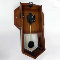 Настенные часы Seiko QXH110B