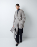 Шуба из искусственного меха норки серый