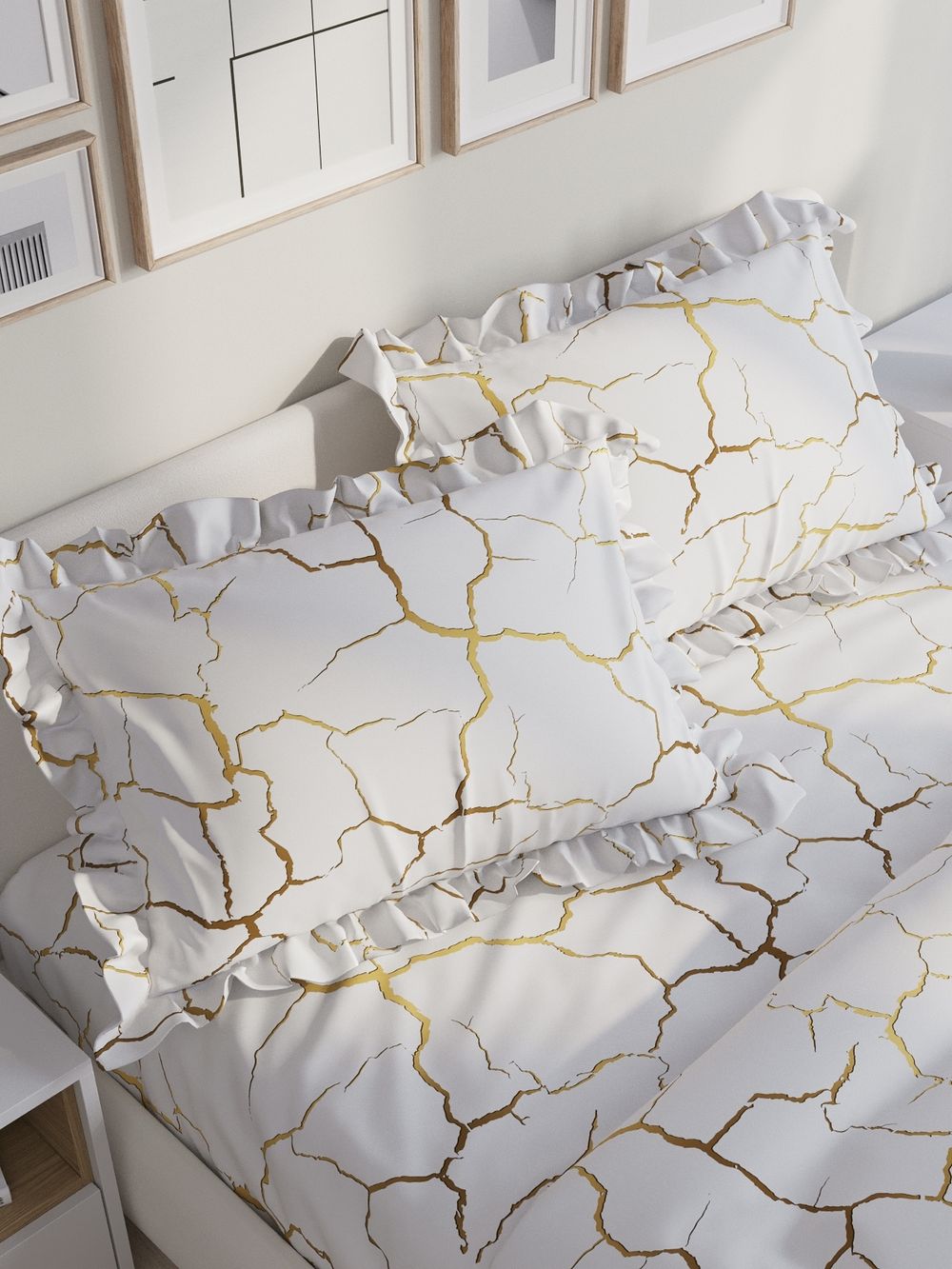 Декоративная наволочка с рюшами, оборками "Кракле(белый)" 50х70 см, 1 шт, без молнии