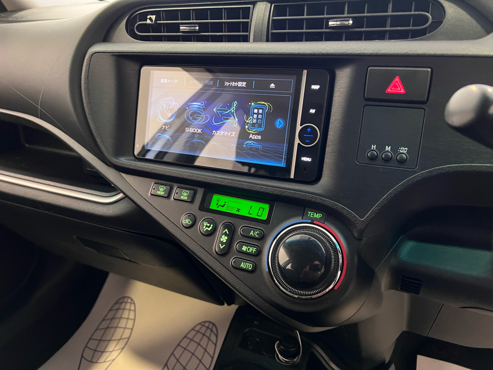 Toyota Aqua, 2013 год