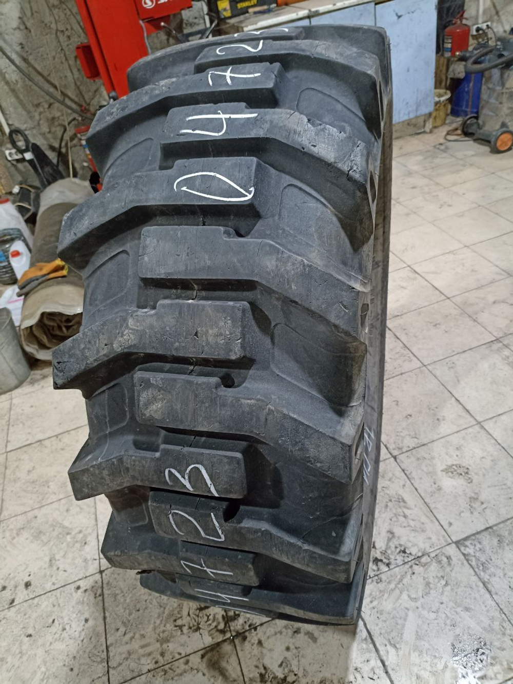 17.5L-24 Mitas TI-02 шина б/у