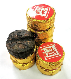 59175 Чай прессованный черный "Пуэр Шу Золотая монетка" (сяо то)