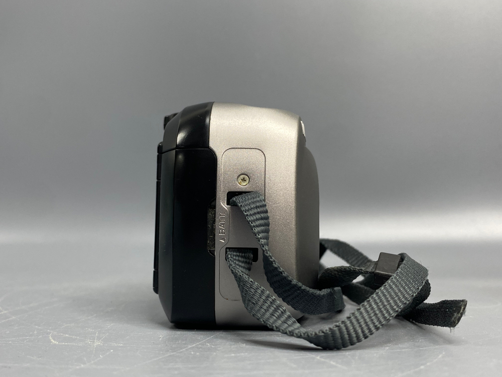 Minolta Riva Zoom 115EX