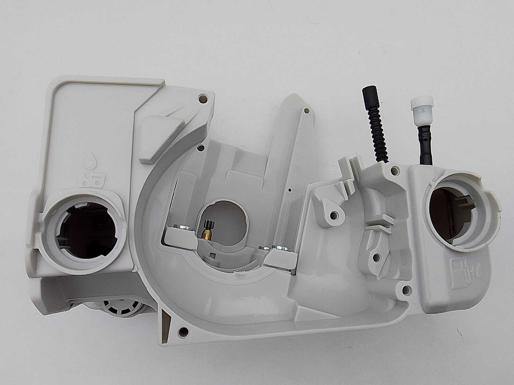 Корпус б/п Stihl MS-210/230/250 (картер в сборе: маслонасос, шланги, а: 11230203033) [AEZ]