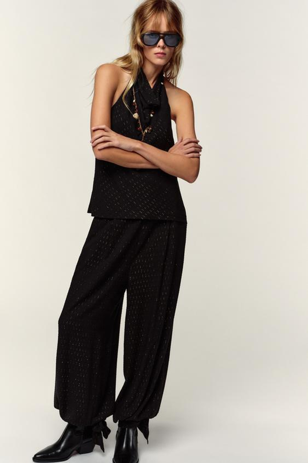 ZARA БРЮКИ-САМБУКИ С МЕТАЛЛИЗИРОВАННОЙ НИТЬЮ, ЧЕРНЫЙ