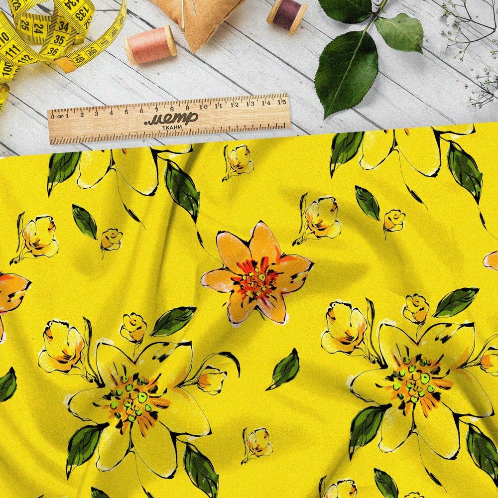 Ткань атлас жёлтые оранжевые цветы