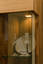 Шкаф с витриной Parma-21 из массива дуба