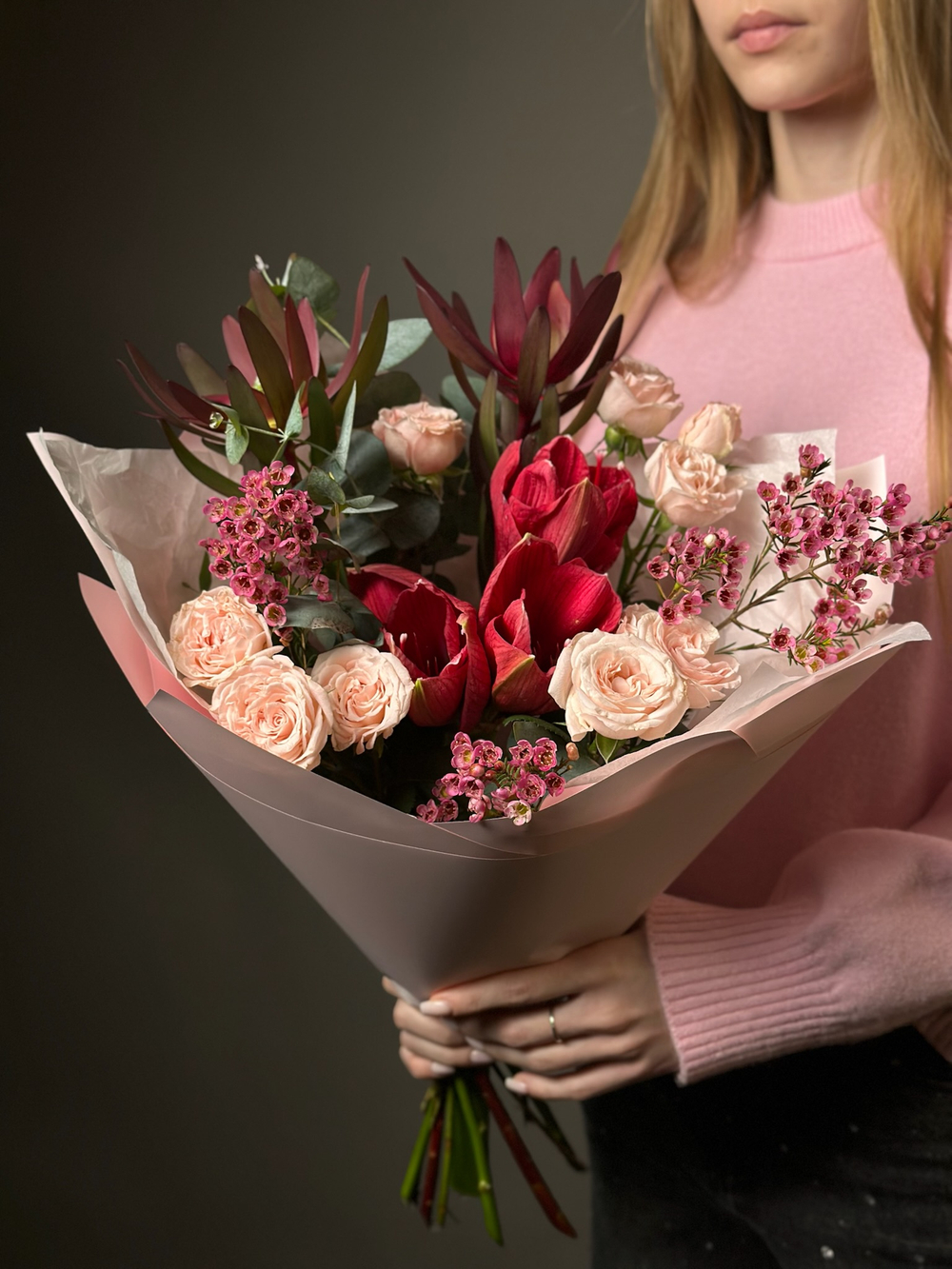 Сборный букет «Первые цветы»