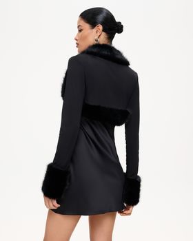 Болеро из трикотажной ткани с мехом