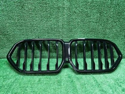 Решетка радиатора BMW X6 G06 (2023-н.в.)