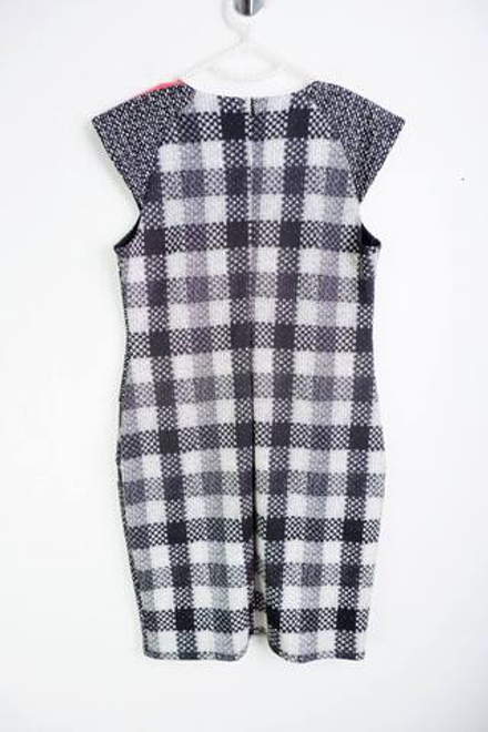 Платье River Island для осеннего образа, маркировка 14, визуально на 48 размер