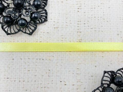 Лента атласная, ш. 0,5 см, светло-жёлтый