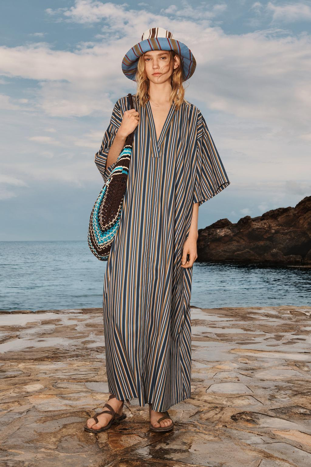 ZARA ПЛАТЬЕ МИДИ C ПОЯСОМ В ПОЛОСКУ - LIMITED EDITION, КОРИЧНЕВО-СИНИЙ